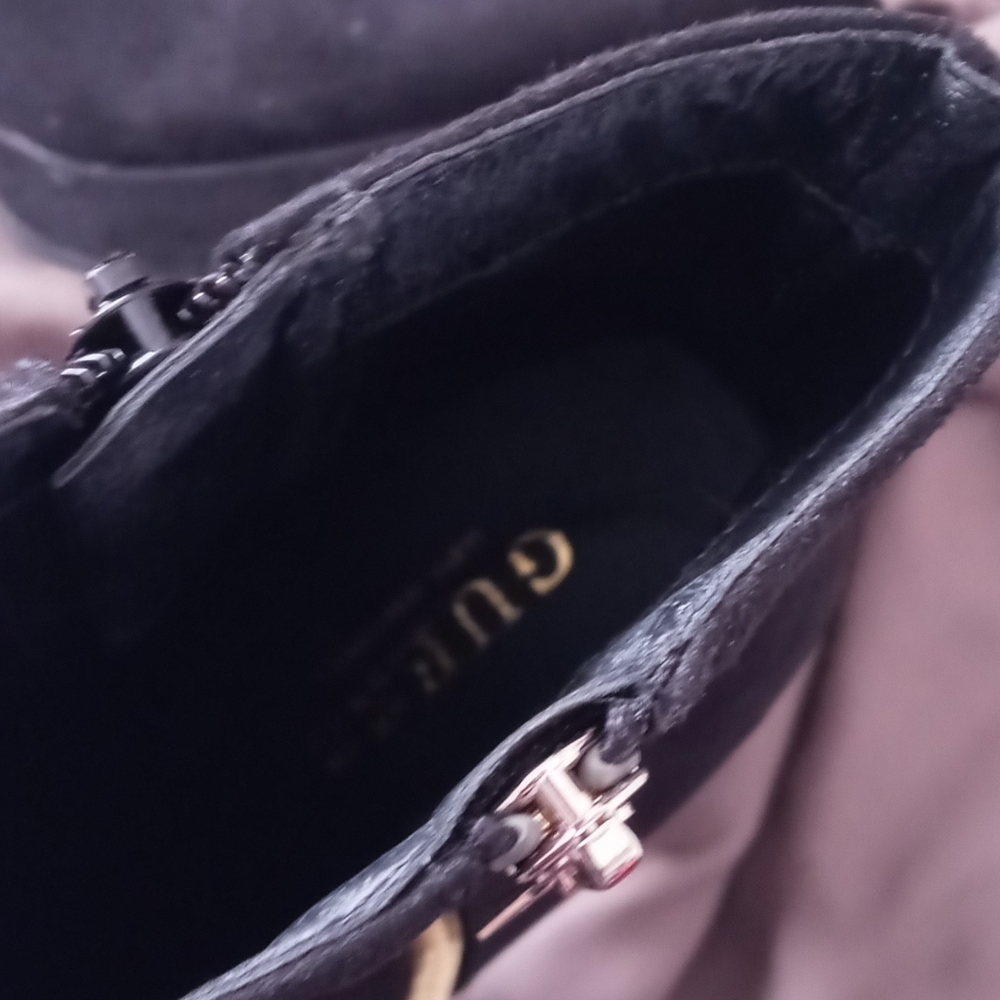 Guess Black Heeled Boots with Gold Zipper - Picture 5 of 6